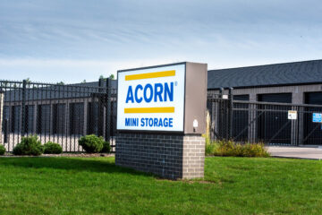 Acorn Mini Woodbury Exterior Building Signage